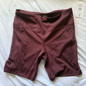 Athletic biker short